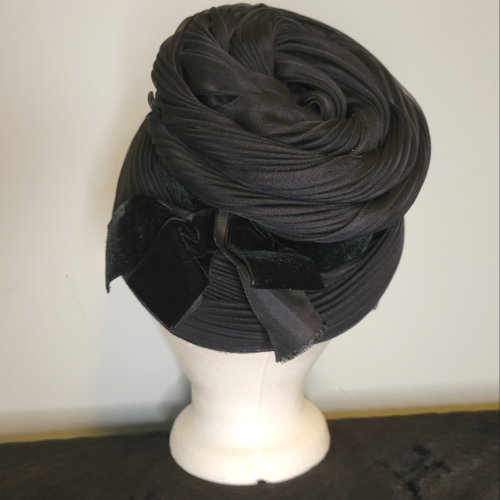 Vintage Twisted Chiffon Black Velvet Wrapped Bow Pillbox